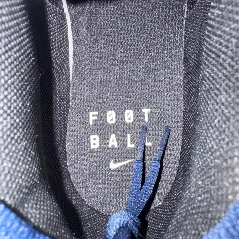 Nike force savage